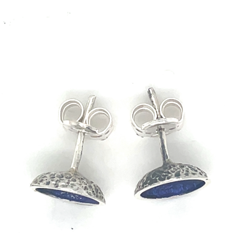 Arior oorknoppen singular klein donker paars / violet - 601042 Arior oorknoppen singular klein donker paars / violet - 601042