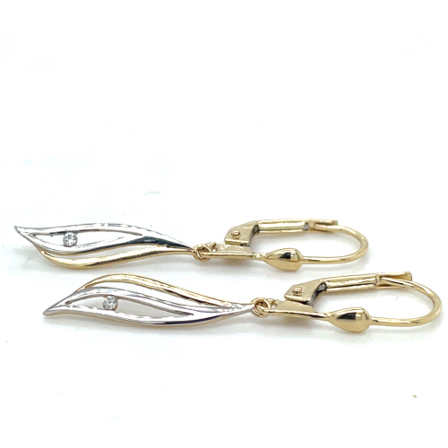 Gouden oorhanger lang met zirkonia steentje - 601115 Gouden oorhanger lang met zirkonia steentje - 601115