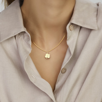 klavertje vier geluks hangertje in goud 21.5mm - 601125