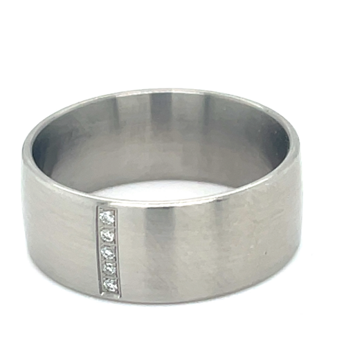 Stalen ring met 5 diamanten in maat 56 - 601235 Stalen ring met 5 diamanten in maat 56 - 601235