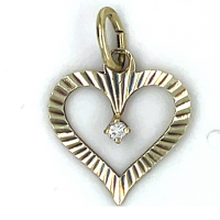 gouden opengewerkt hartje met een klein diamantje - 601319