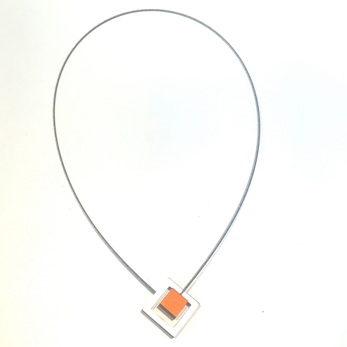 ketting Kate  met orange ornament aluminum 45cm C25O - 601420