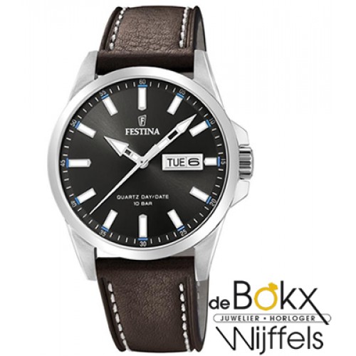 Horloge - Festina sport horloge met dag en datum F20358/1 Het horloge heeft  een zwarte wijzerplaat met blauwe accenten is 10 bar waterdicht heeft een  beschermde kroon, en dag en datum aanduiding