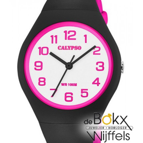 Zwart tienerhorloge met fel roze van Calypso - 56939 Zwart tienerhorloge met fel roze van Calypso - 56939